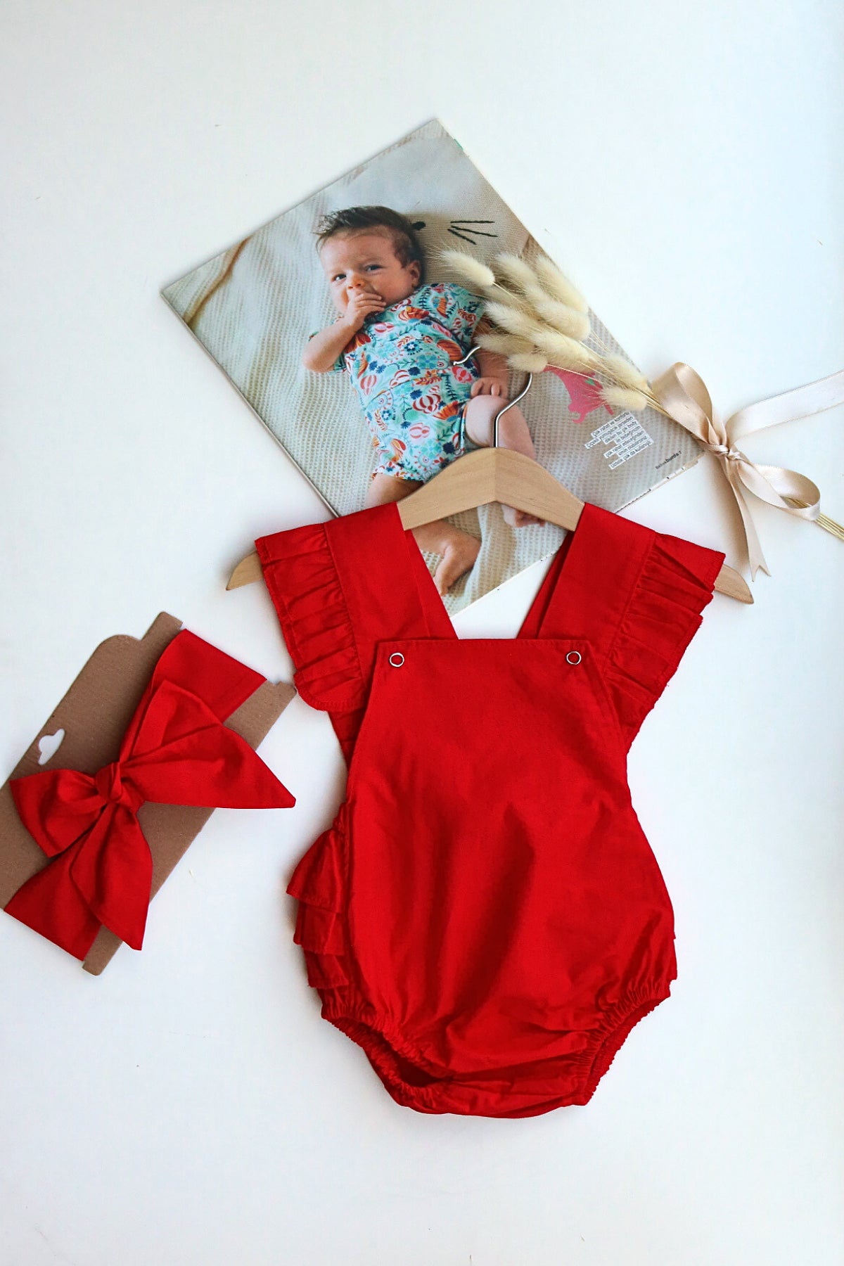 Traumhafte Baby Salopette - rot - mit Haarband