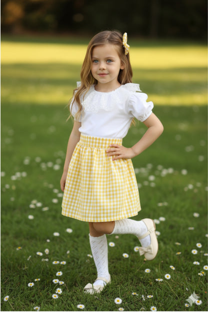 Set Daisy - Bestehend aus Rock, kurzarm Bluse mit Spitze und Haarspange