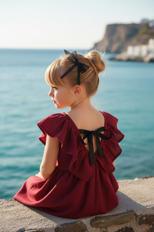Kleid Cherry - Bordeaux farbendes Kleid mit Schleife, Rüschen und Haarspangen