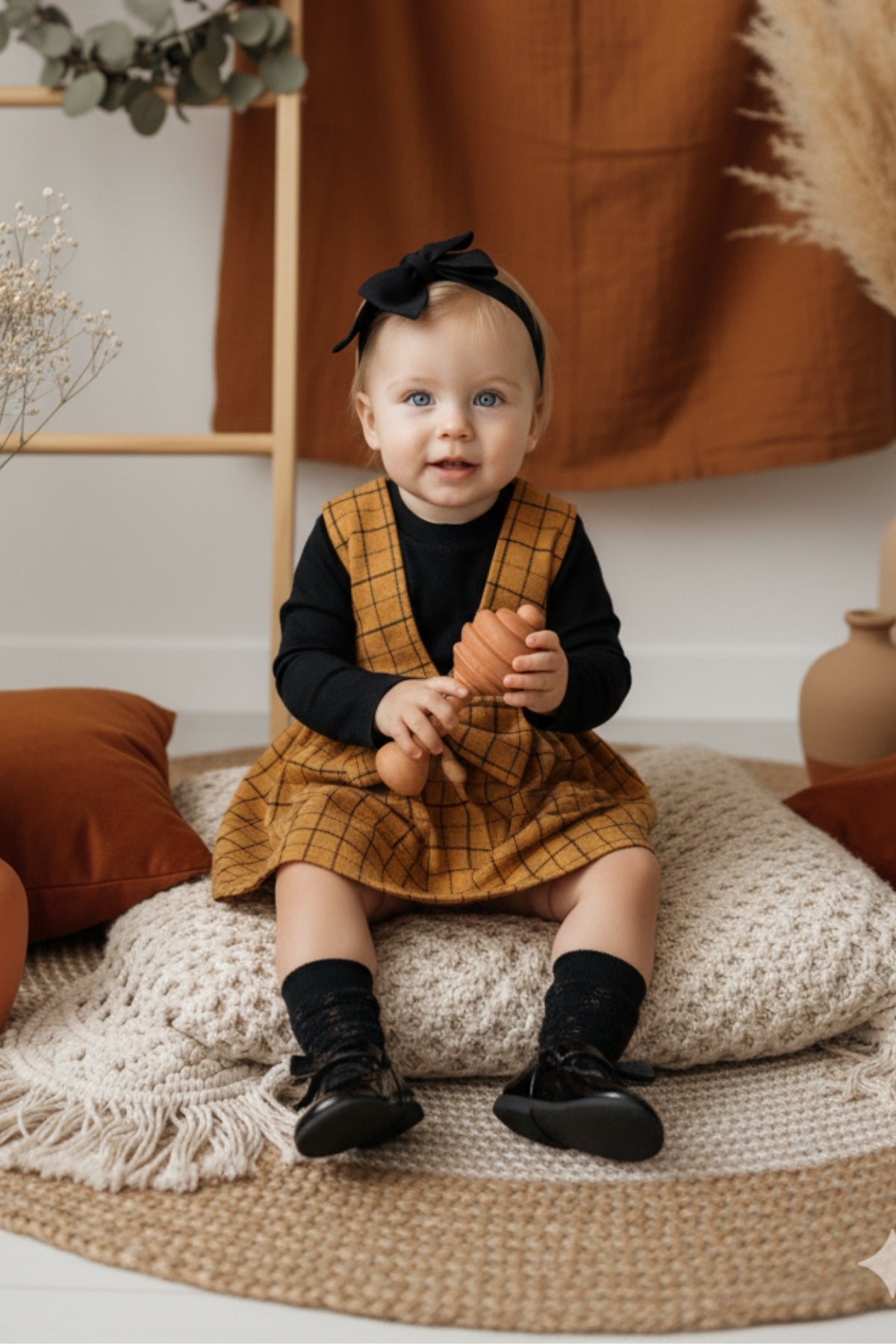 Giletkleid Anna mit Karomuster - senfgelbes Kleid im Karomuster und Schleife mit passendem Haarband