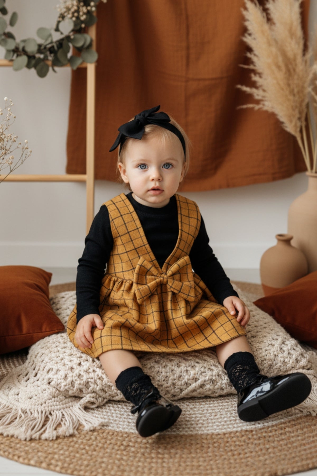 Giletkleid Anna mit Karomuster - senfgelbes Kleid im Karomuster und Schleife mit passendem Haarband
